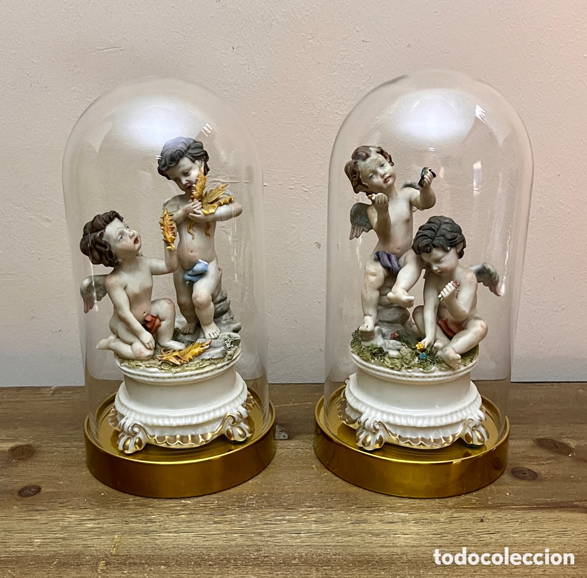 Antig&uuml;edades: Pareja de querubines porcelana estilo Capodimonte