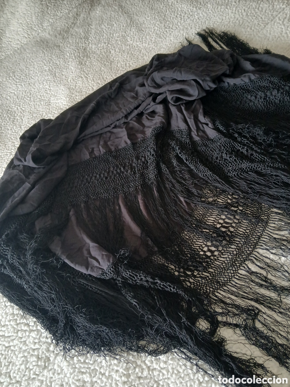 Antig&uuml;edades: Manton de fiesta nylon flecos algod&oacute;n color negro