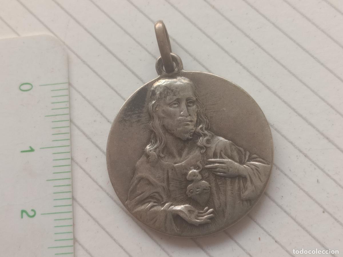 Antig&uuml;edades: Medalla religiosa antigua de plata contrastada de 800