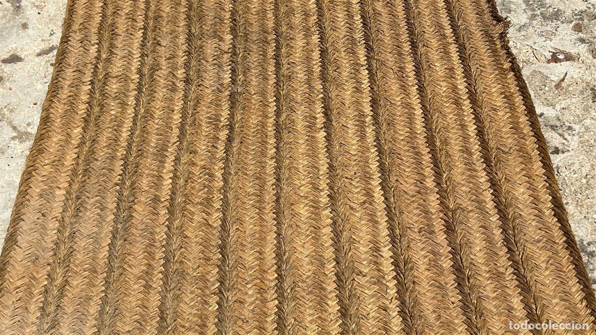 Antig&uuml;edades: Alfombra de esparto antigua tejida a mano - 530 x 90 cm