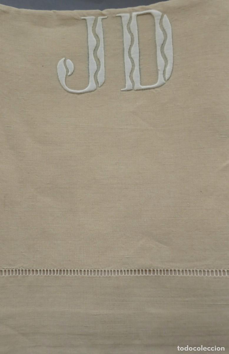 Antig&uuml;edades: ANTIGUA SABANA ART DECO DE LINO - VAINICAS E INICIALES J.D. PPIO.S.XX