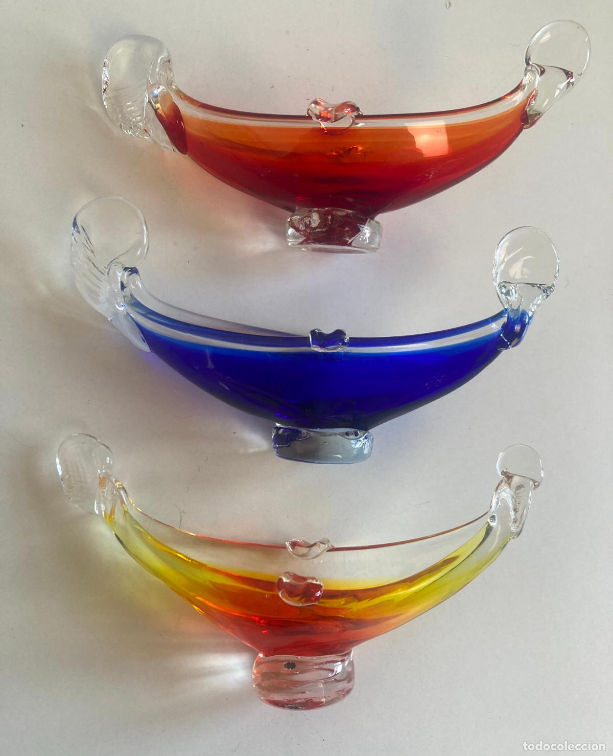Antig&uuml;edades: CRISTAL DE MURANO, TRES CENICEROS GONDOLA EN PERFECTO ESTADO, A&Ntilde;OS 60/70