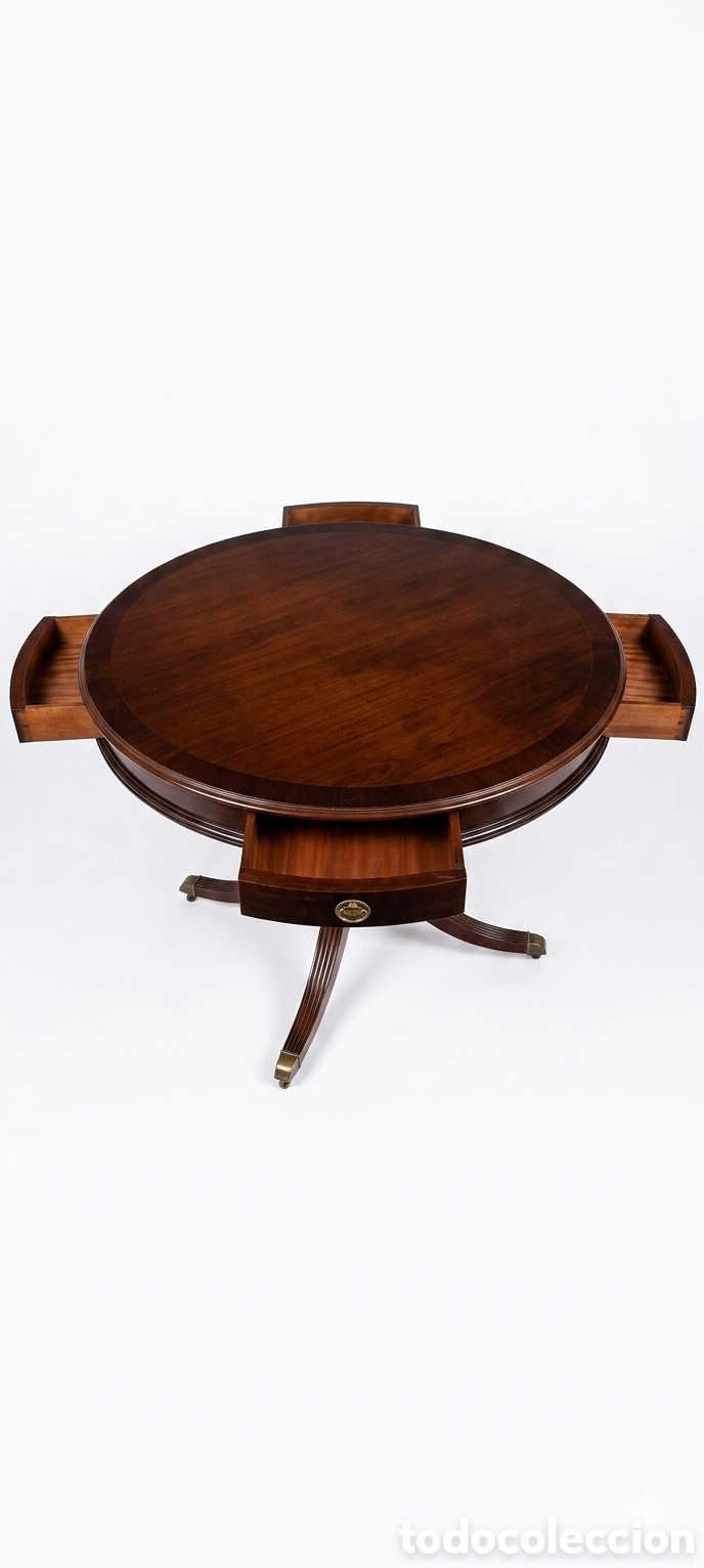 Antig&uuml;edades: Conjunto comedor mesa redonda y sillas Los Certales