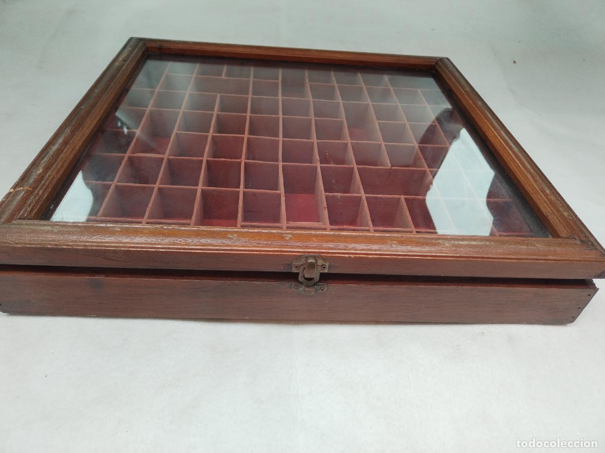 Antig&uuml;edades: vitrina expositor para dedales - Foto 2
