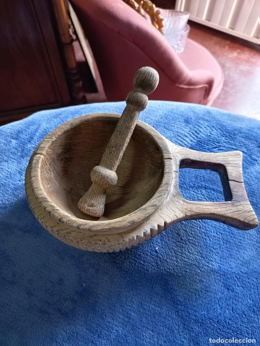 Antig&uuml;edades: Antiguo mortero de madera