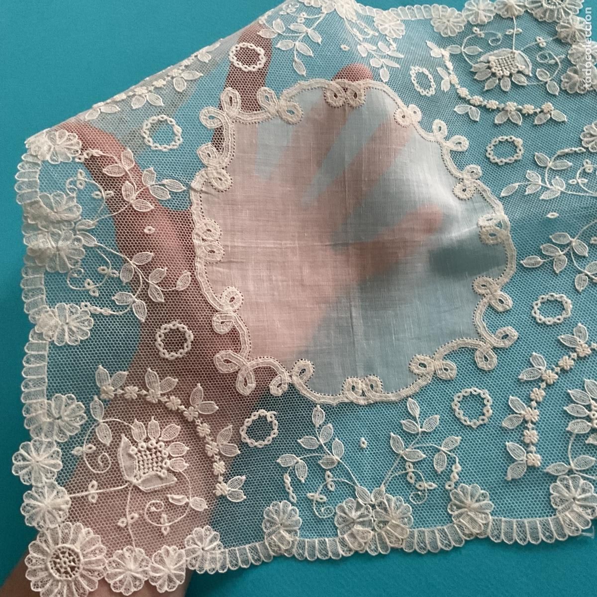 Antig&uuml;edades: Pa&ntilde;uelo antiguo encaje princesse de Bruxelles 27x27 cm - 91.24