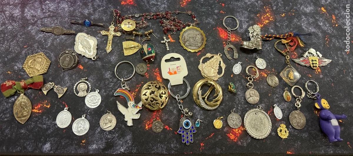 Antig&uuml;edades: LOTE ANTIGUO MEDALLAS RELIGIOSAS + POSIBLE PLATA + VINTAGE LIQUIDACI&Oacute;N