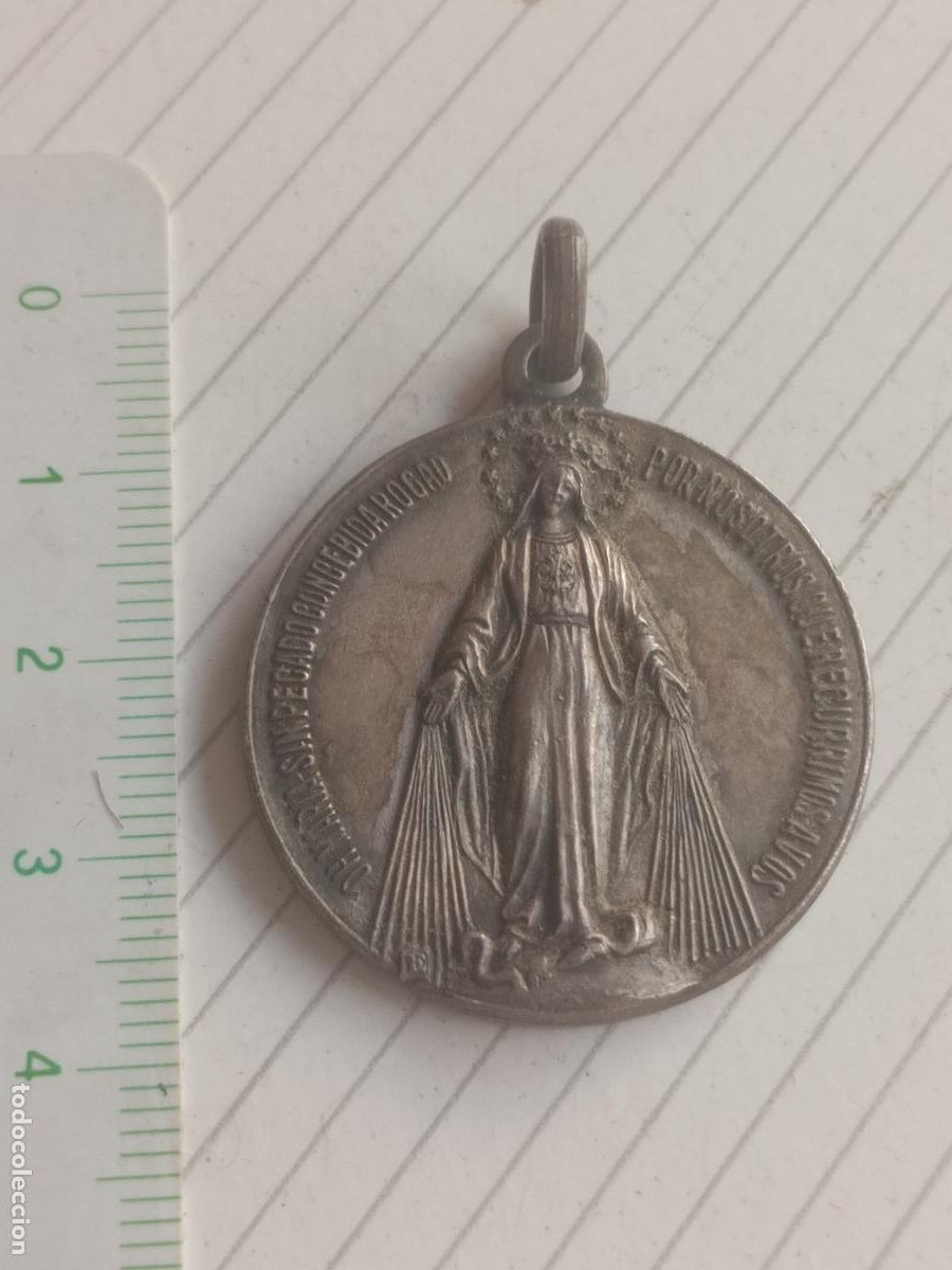 Antig&uuml;edades: Medalla Ursulinas de Jes&uacute;s. Pa&iacute;s Vasco 1939-1941. grabado nombre: Mar&iacute;a Rosario de Zabala