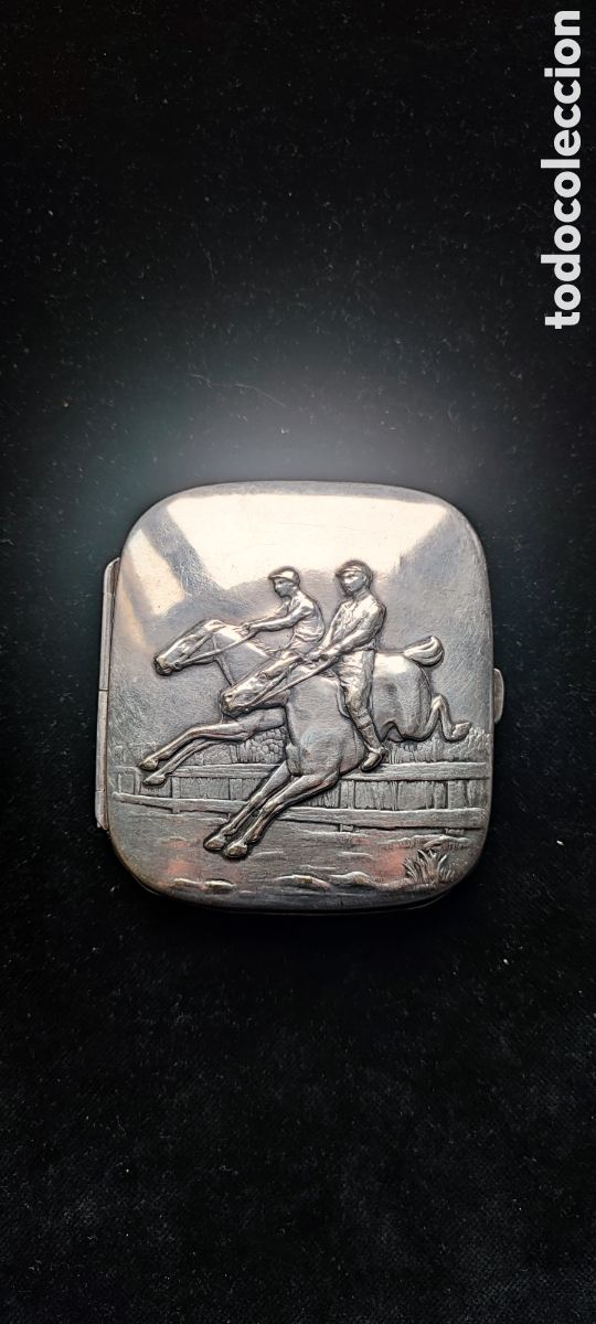 Antig&uuml;edades: Preciosa pitillera de metal plateado a&ntilde;o 1920 estilete Art Nouveau