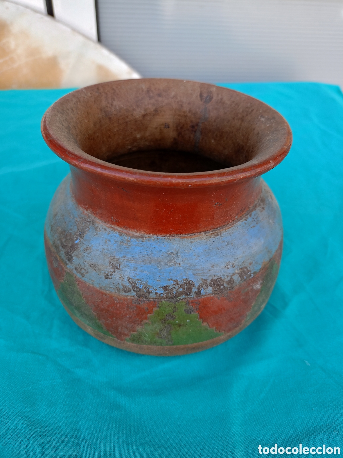 Antig&uuml;edades: CER&Aacute;MICA POPULAR. VASIJA DE BARRO PINTADO