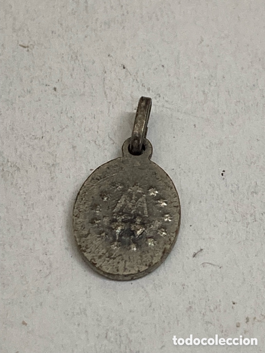 Antig&uuml;edades: Medalla de plata C575 - Foto 2