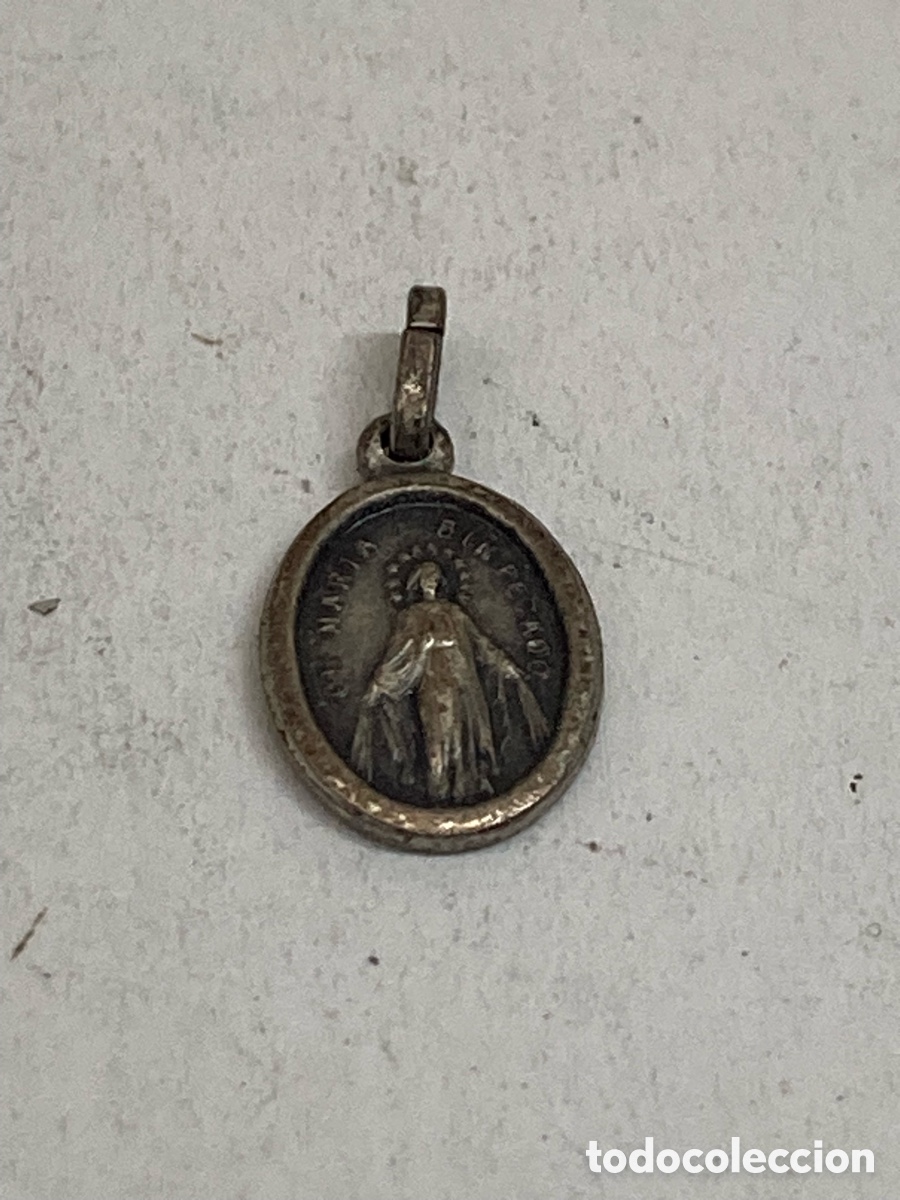 Antig&uuml;edades: Medalla de plata C575 - Foto 1