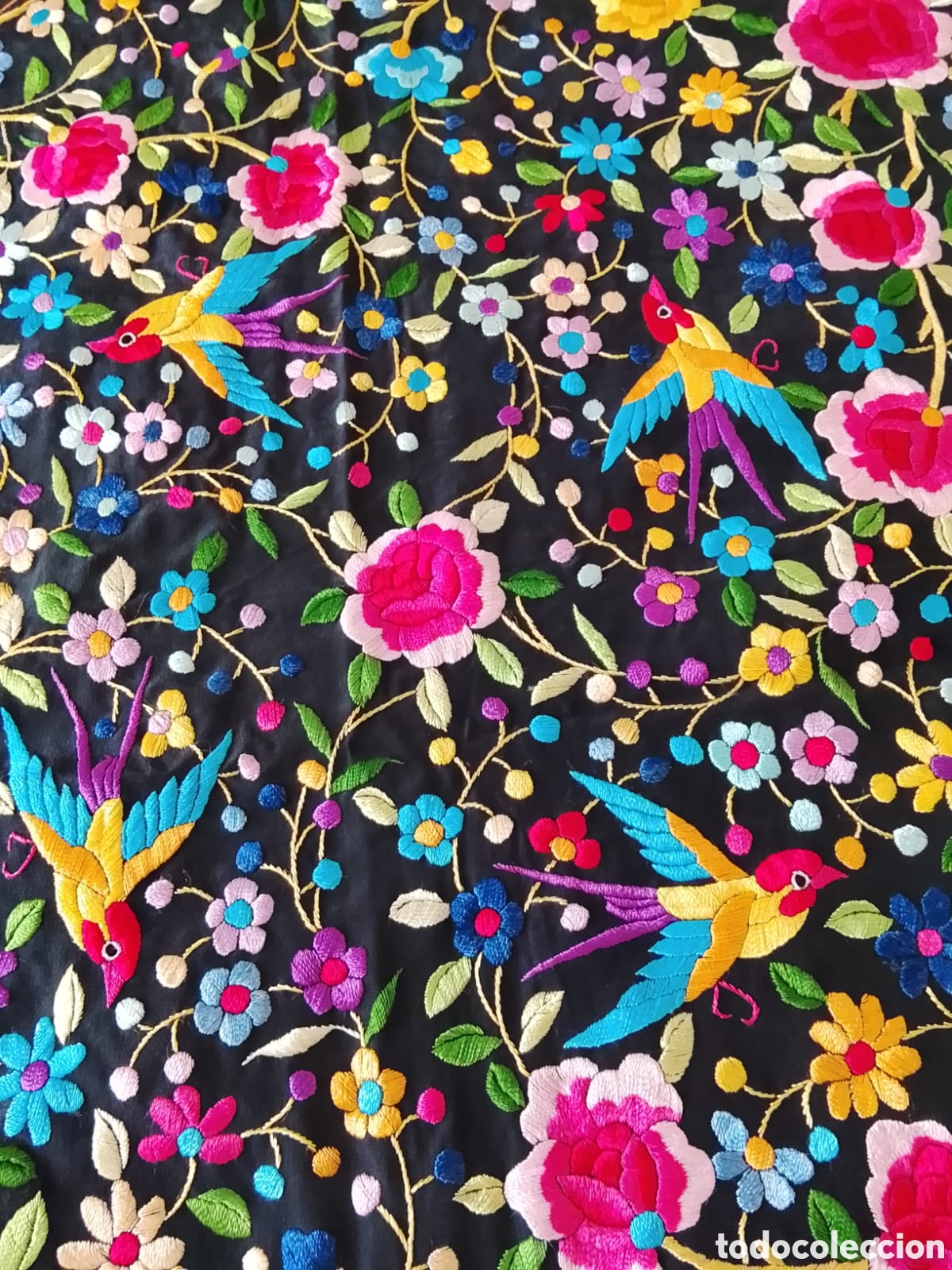 Antiquit&auml;ten: Mant&oacute;n de herencia de seda natural