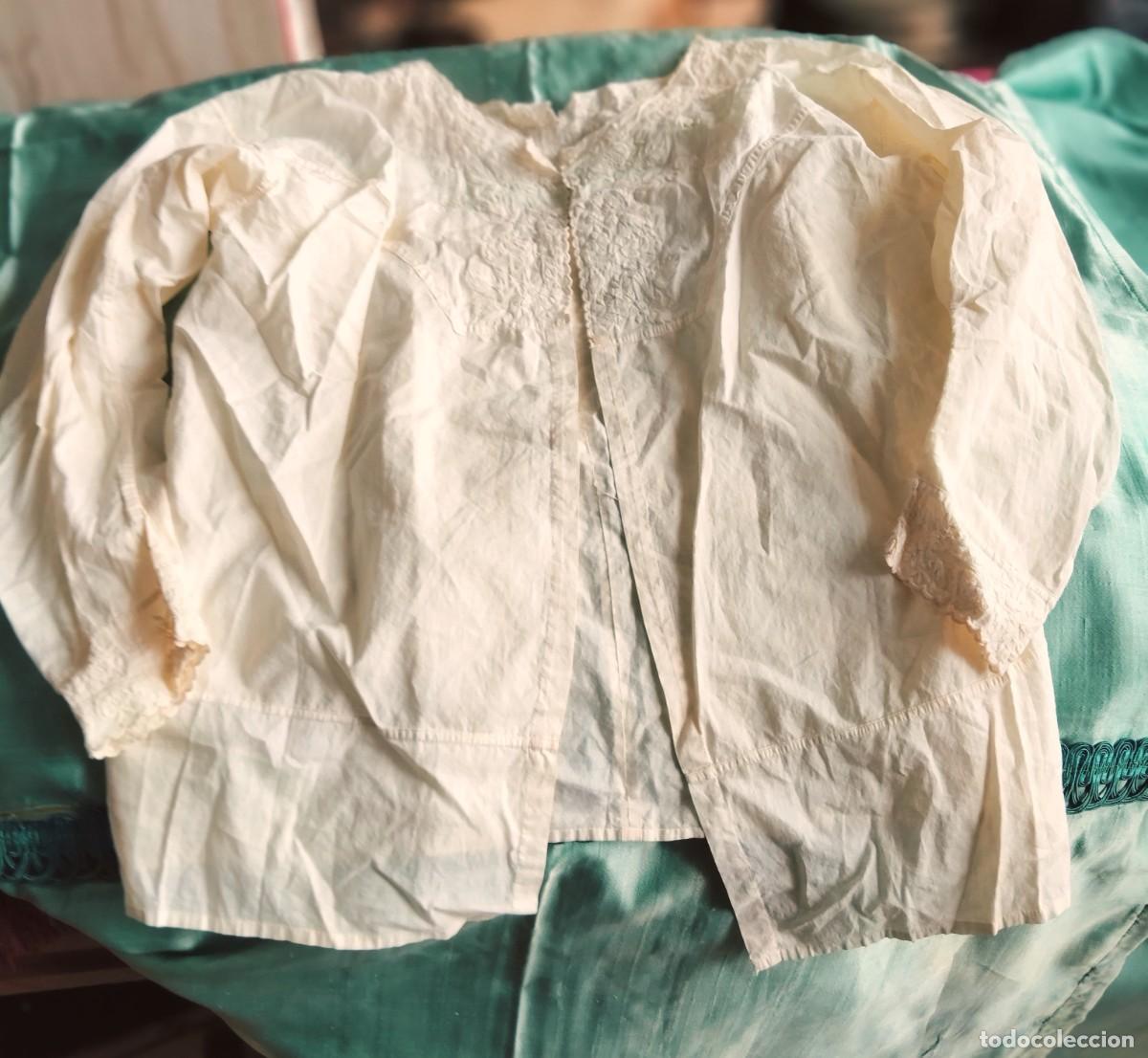 Antig&uuml;edades: Antigua camisa de mujer S XIX
