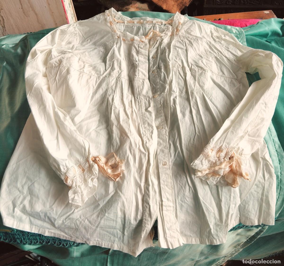 Antig&uuml;edades: Antigua camisa de mujer S XIX