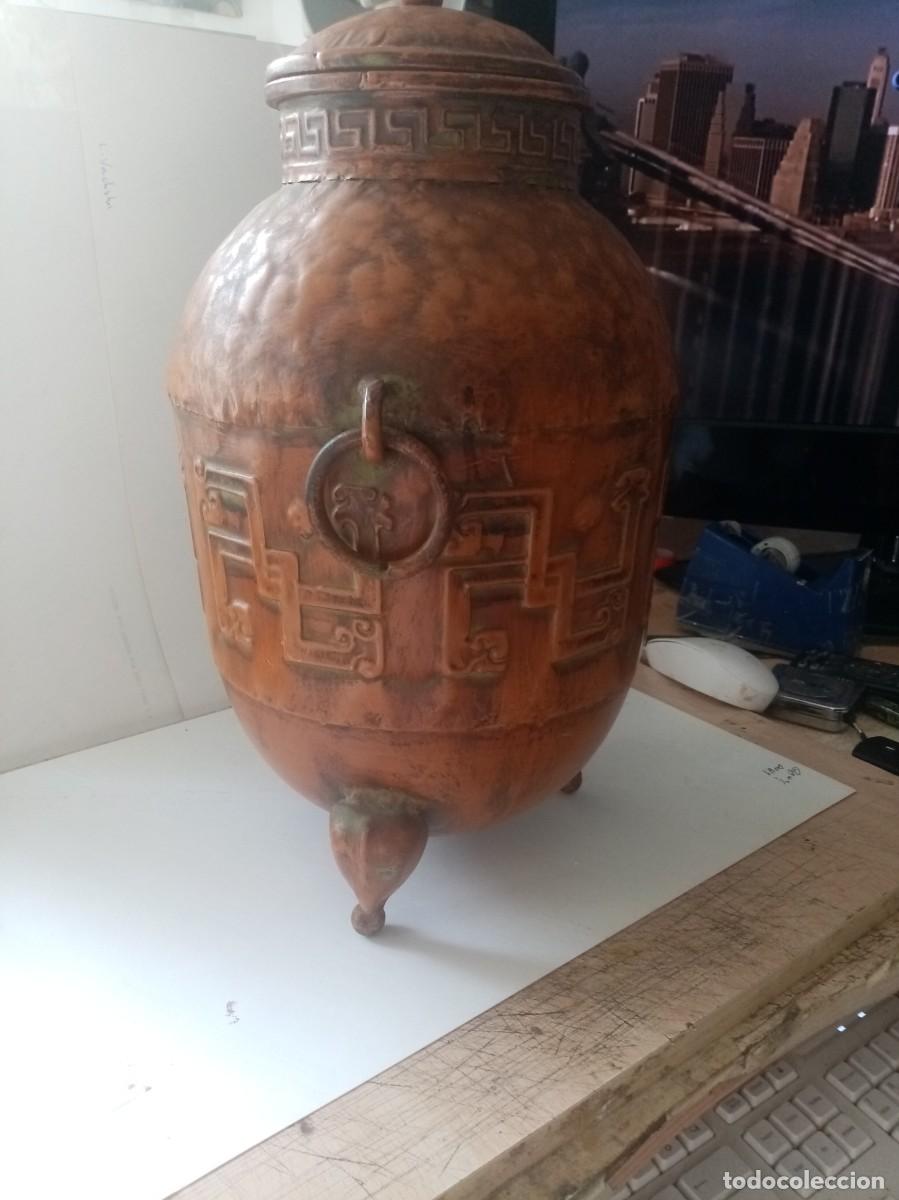 Antig&uuml;edades: ANTIGUA VASIJA METALICA CREO CHINA CON TAPA