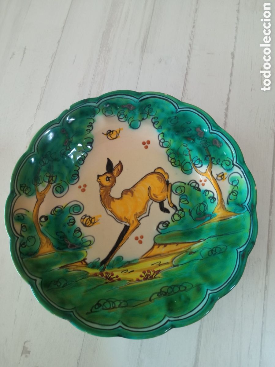 Antig&uuml;edades: Bonito plato de cer&aacute;mica de Puente del Arzobispo de 25,5cm de di&aacute;metro