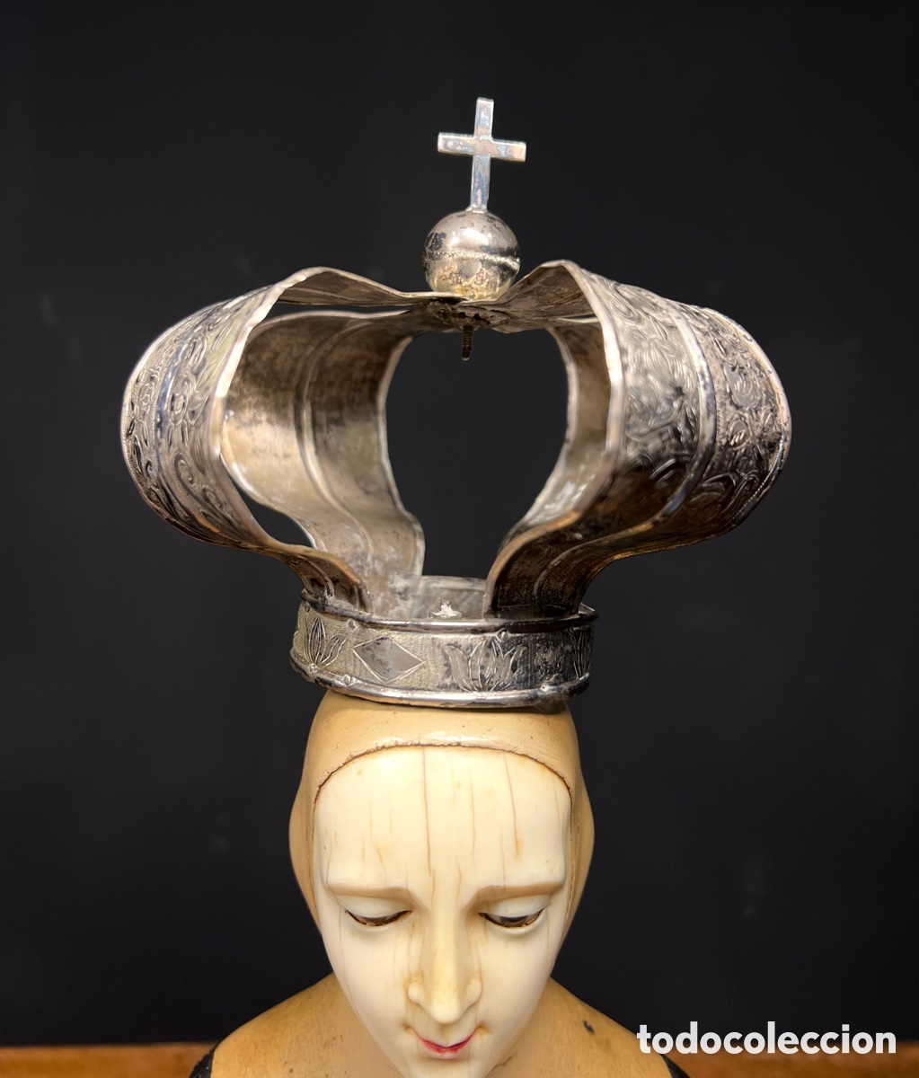 Antig&uuml;edades: Corona de plata Virreinal. S.XVIII