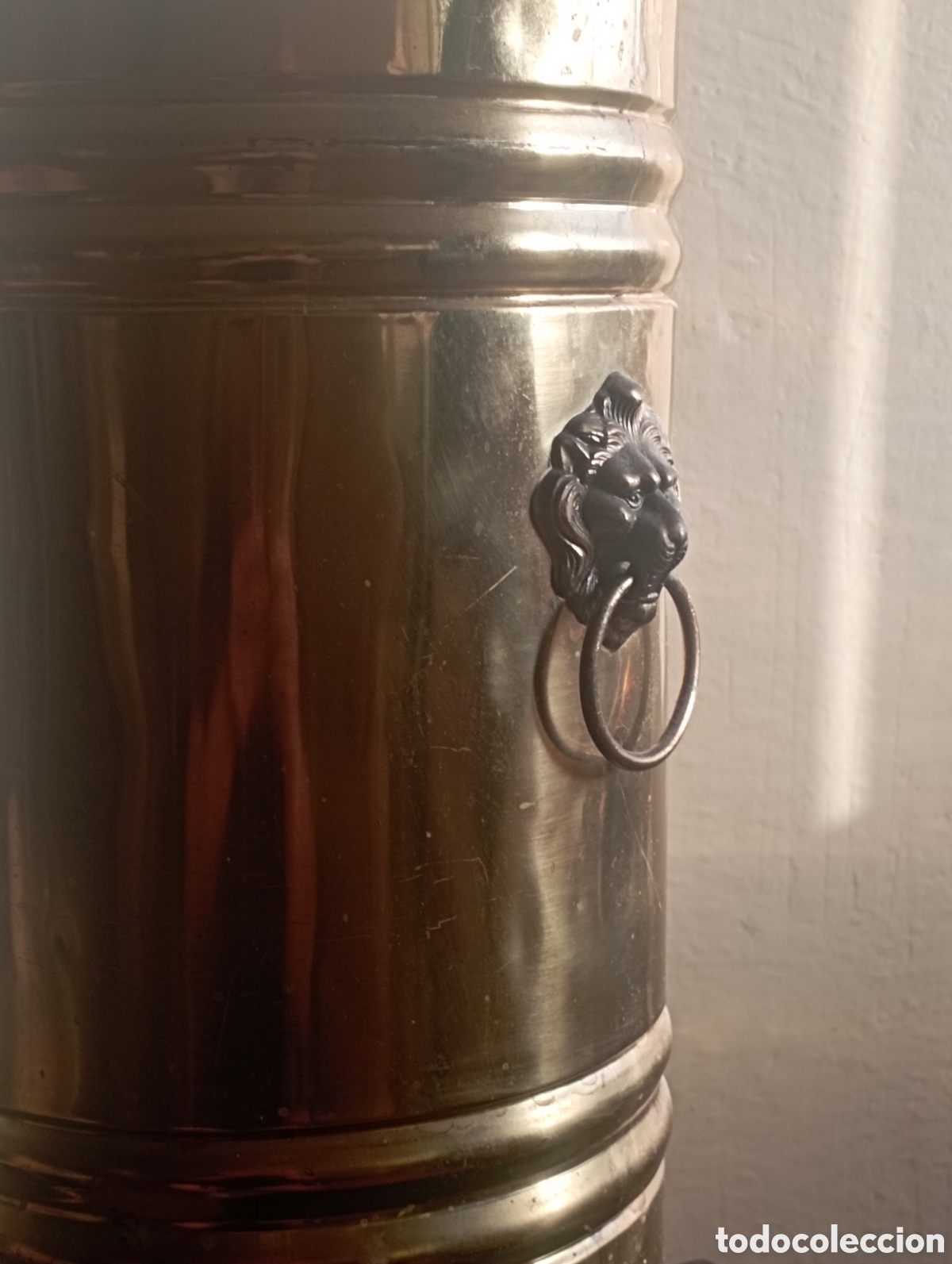 Antig&uuml;edades: Parag&uuml;ero Vintage Lat&oacute;n