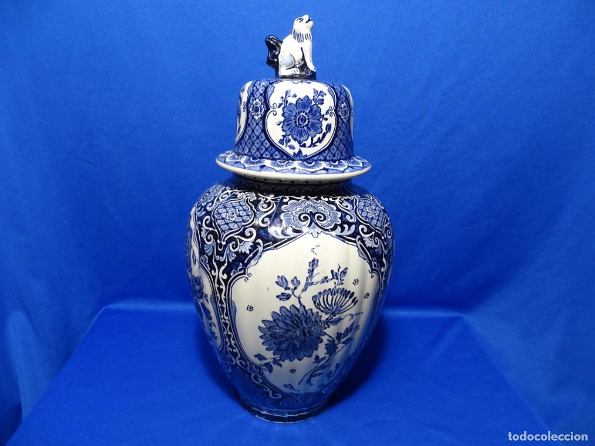 Antig&uuml;edades: GRAN JARRON AZUL CON TAPA BY BOCH DELFT HOLLAND.