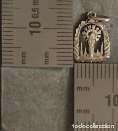 Antig&uuml;edades: MEDALLA. NTRA SRA DEL PILAR. PLATA. HACIA 1920.