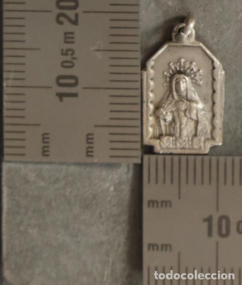 Antig&uuml;edades: MEDALLA. SANTA TERESA AVILA. PLATA HACIA 1920.