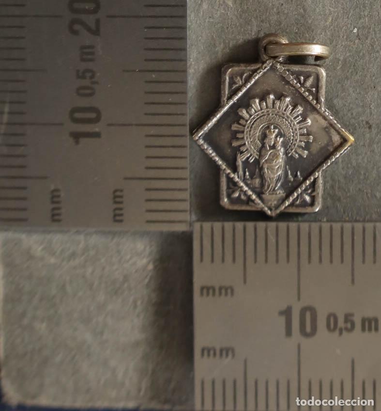 Antig&uuml;edades: MEDALLA. NTRA SRA DEL PILAR. PLATA.