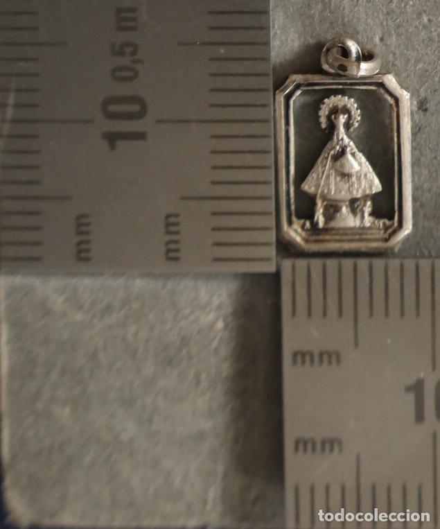 Antig&uuml;edades: MEDALLA. ADVOCACION MARIANA A IDENTIFICAR. PLATA. ART-DECO.