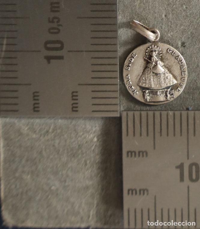 Antig&uuml;edades: MEDALLA. NTRA SRA DE GUADALUPE. PLATA HACIA 1920