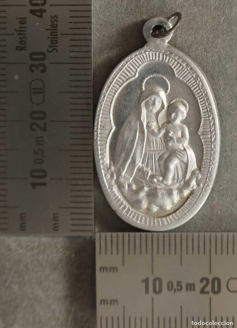 Antig&uuml;edades: MEDALLA. NTRA SRA DE GUADALUPE. BAENA.