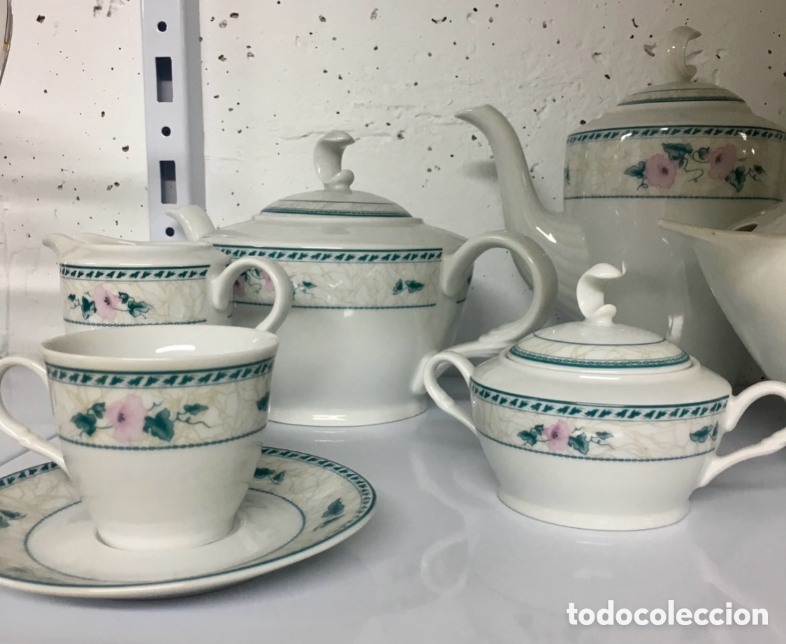 Antig&uuml;edades: Juego de caf&eacute;. MZ. Rep&uacute;blica Checa. Porcelana fina de Bohemia.