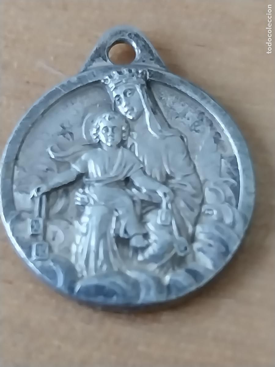 Antig&uuml;edades: VIRGEN CARMEN SAGRADO CORAZON MEDALLA 1.50CMS ALTO VINTAGE ORIGINAL