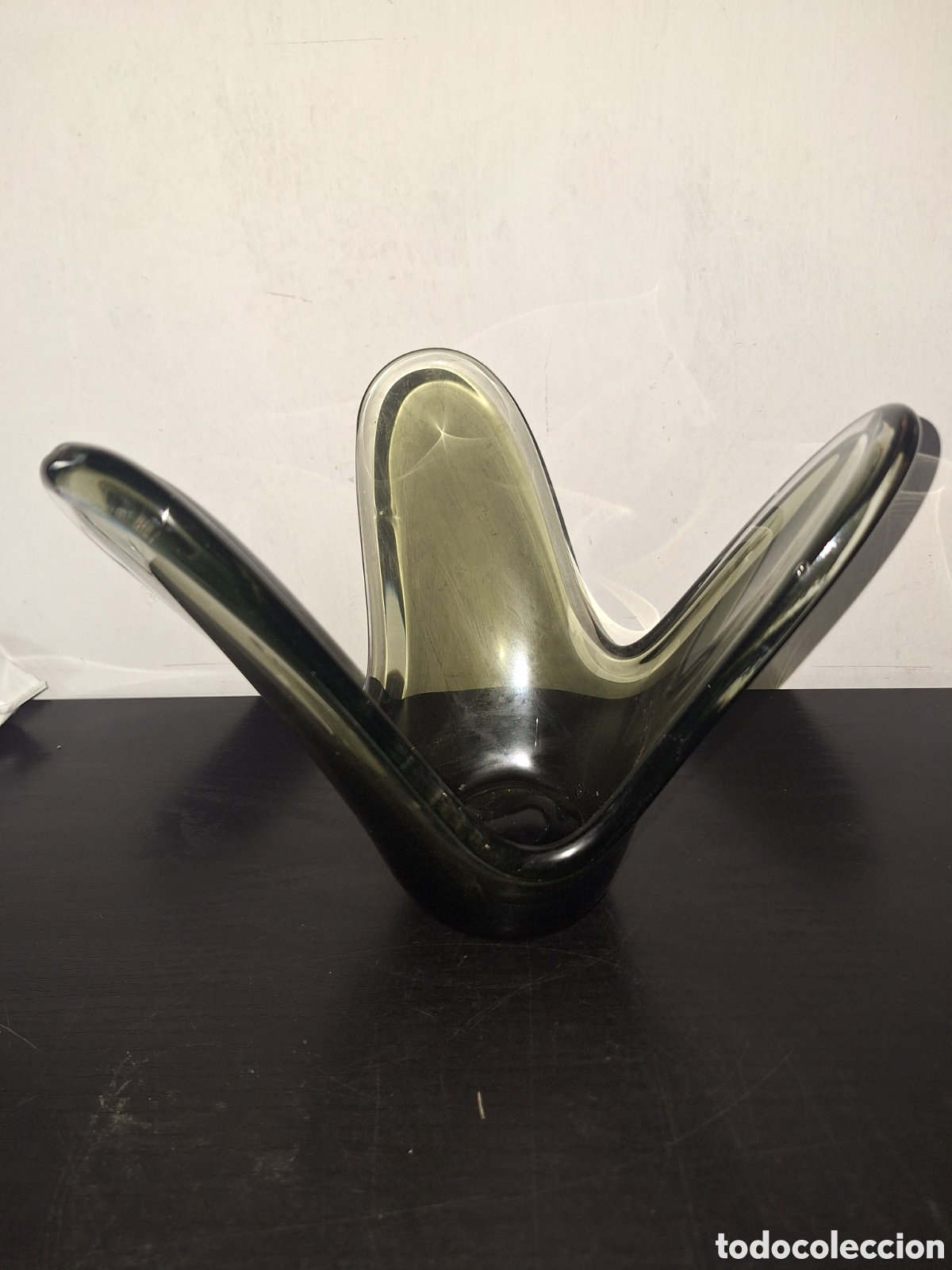 Antig&uuml;edades: &nbsp;florero o centro de mesa de cristal de Murano&nbsp;italiano.&nbsp;