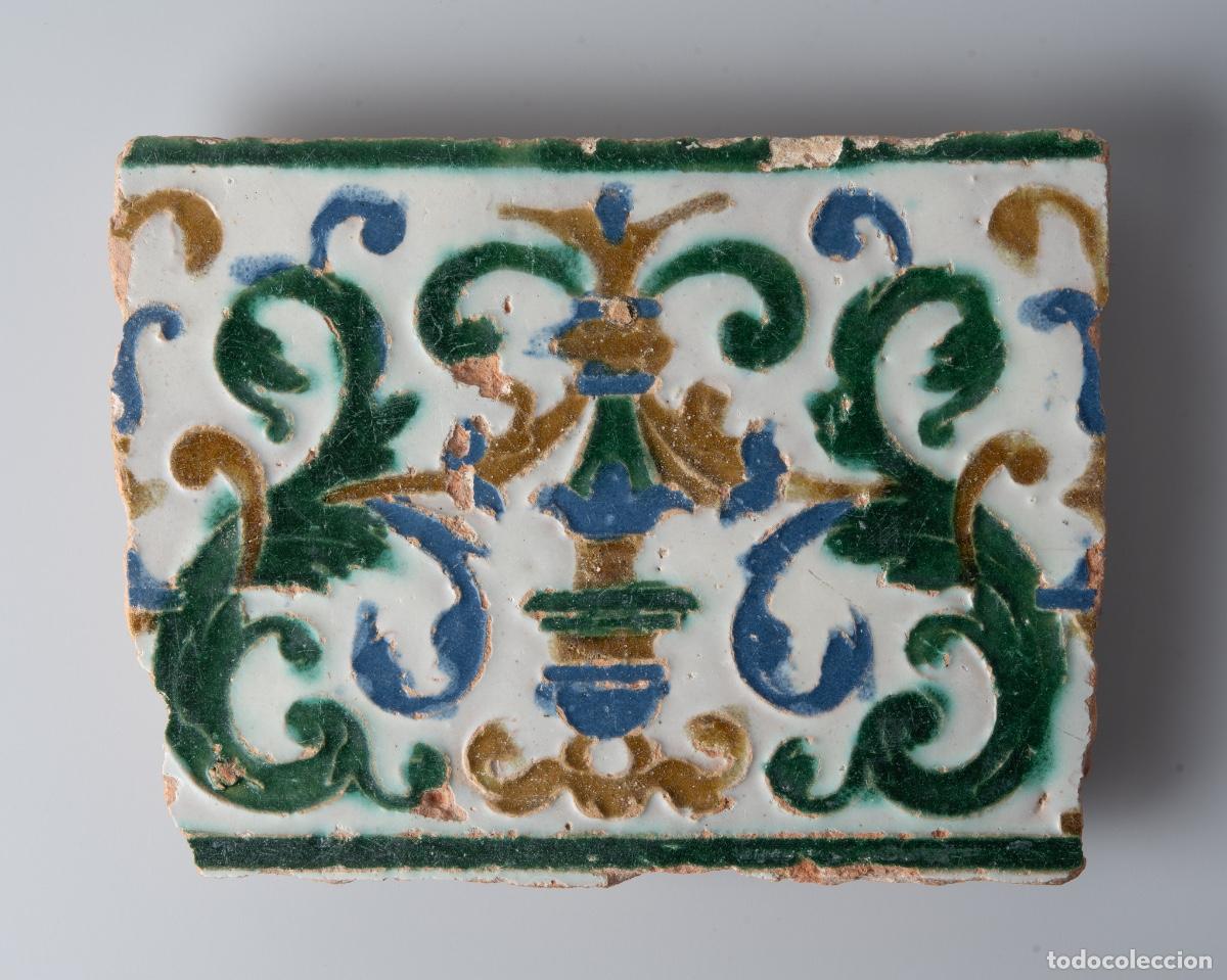 Antig&uuml;edades: Azulejo Toledo, Espa&ntilde;a - Siglo XVI - Arista/Cuenca