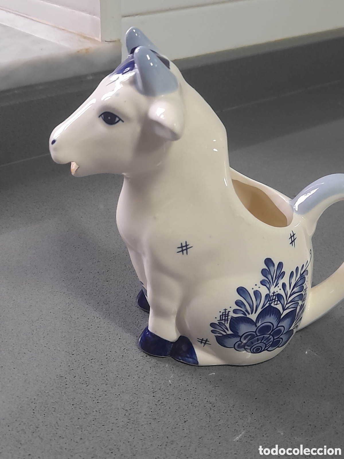 Antig&uuml;edades: Jarrita de leche de porcelana Delft