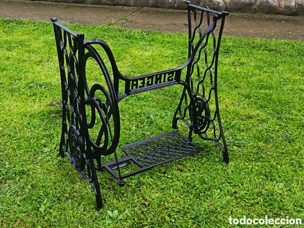 Antig&uuml;edades: Estructura antigua maquina de coser si