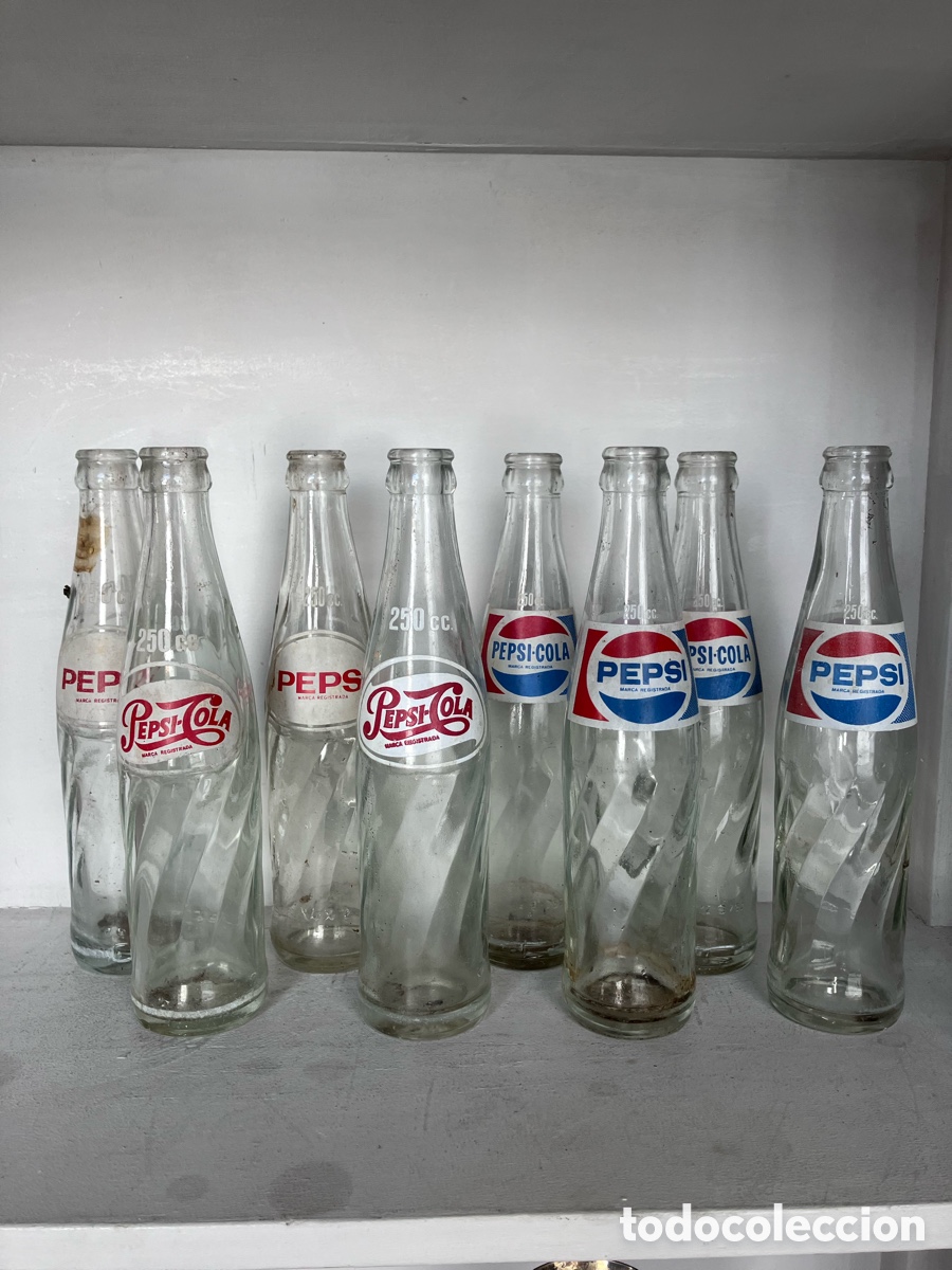Antig&uuml;edades: LOTE DE 8 ANTIGUAS BOTELLAS DE PEPSI COLA