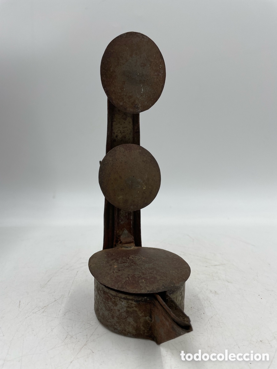 Antig&uuml;edades: Antiguo Candil de hojalata.