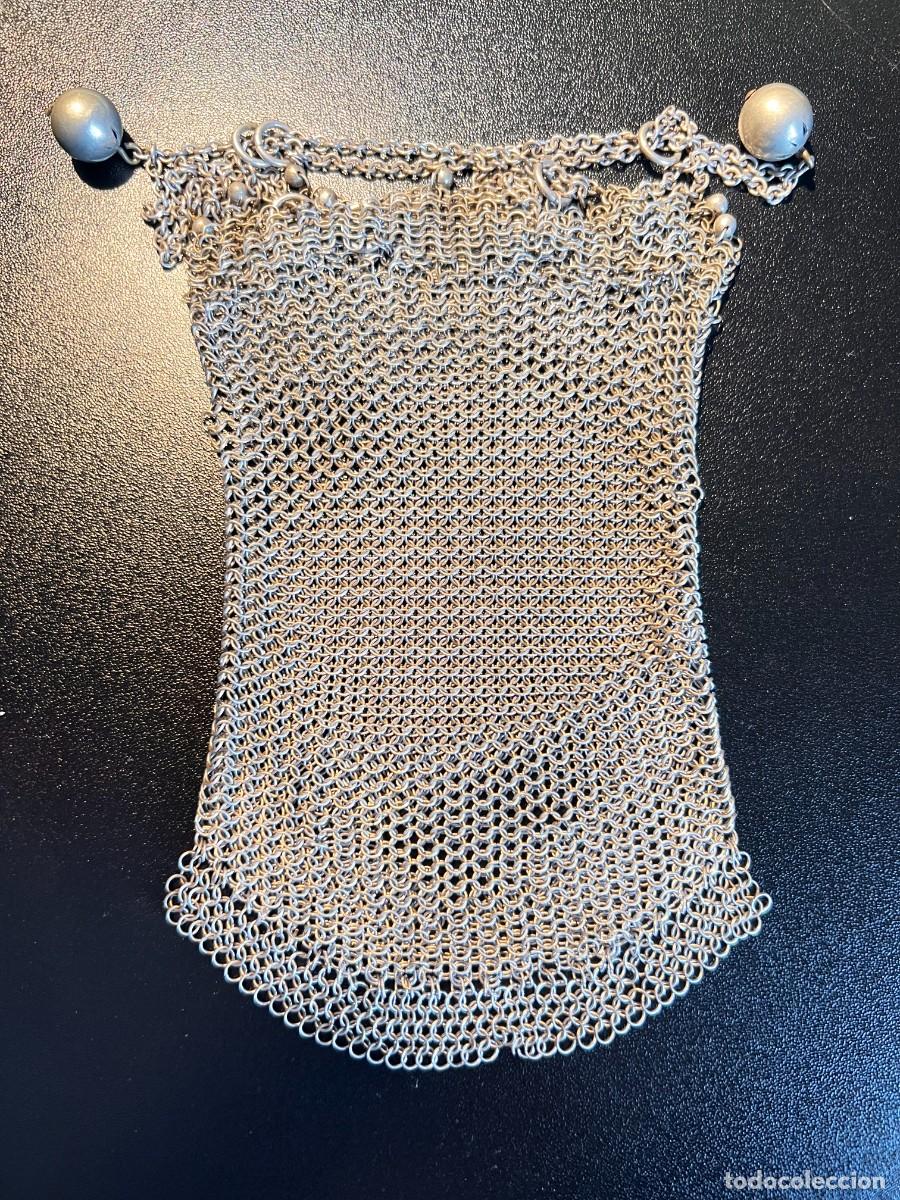 Antig&uuml;edades: Monedero antiguo malla plata con cord&oacute;n corredizo y 2 bolas terminales 1900&ndash;1925