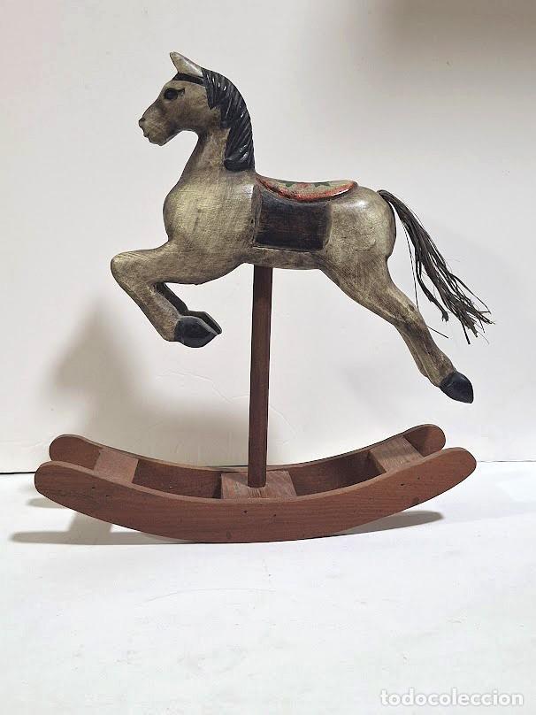 Antig&uuml;edades: Antiguo juguete de madera Caballo Balancin