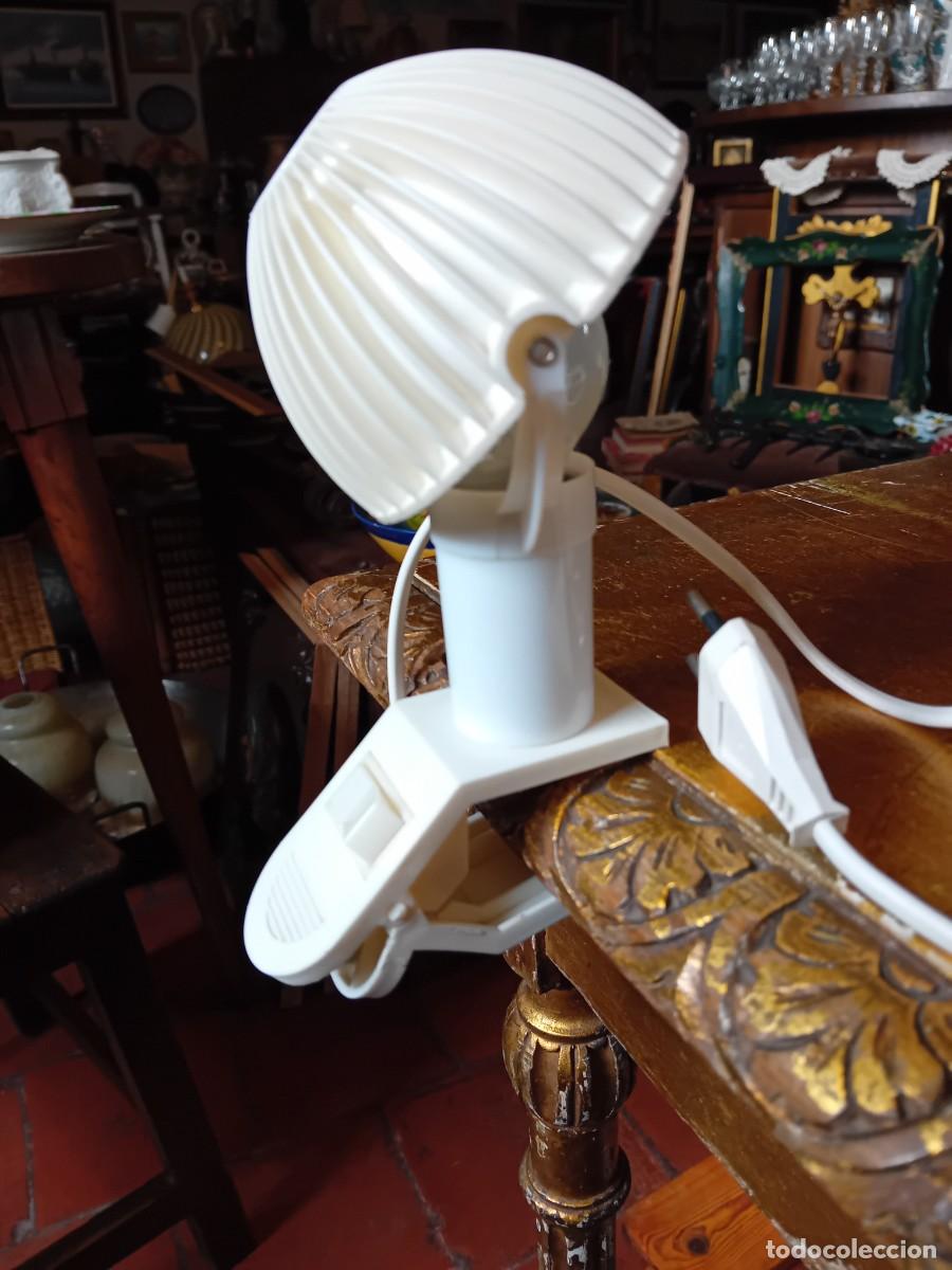 Antig&uuml;edades: L&aacute;mpara o flexo de champi&ntilde;&oacute;n funcionando, marca Sarlam. - Foto 3