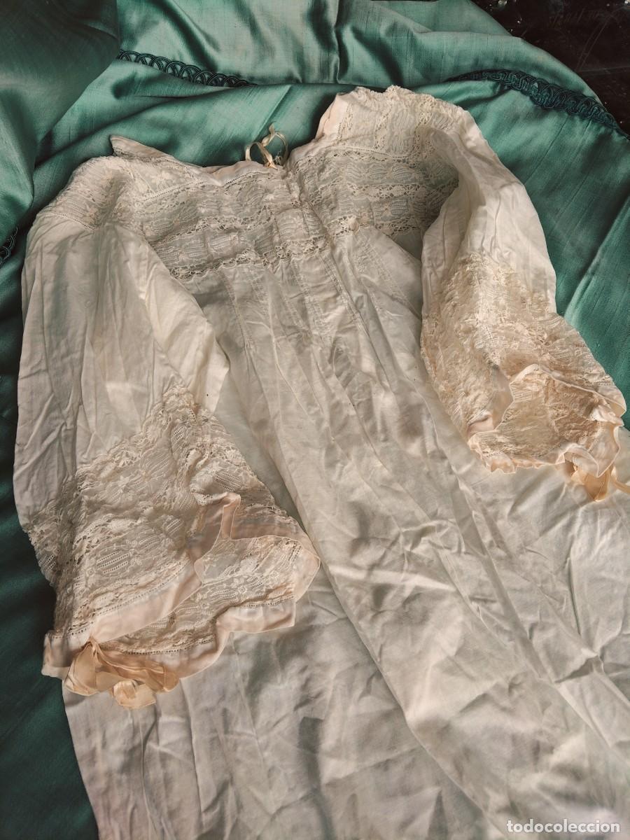 Antig&uuml;edades: Antiguo camis&oacute;n S. XIX