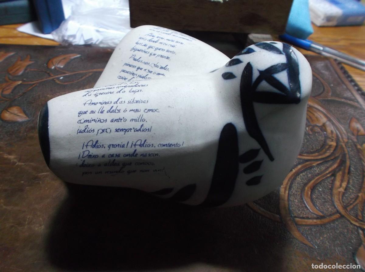 Antig&uuml;edades: PALOMA DE LA PAZ CON POEMA DE ROSALIA DE CASTRO - CERAMICA.