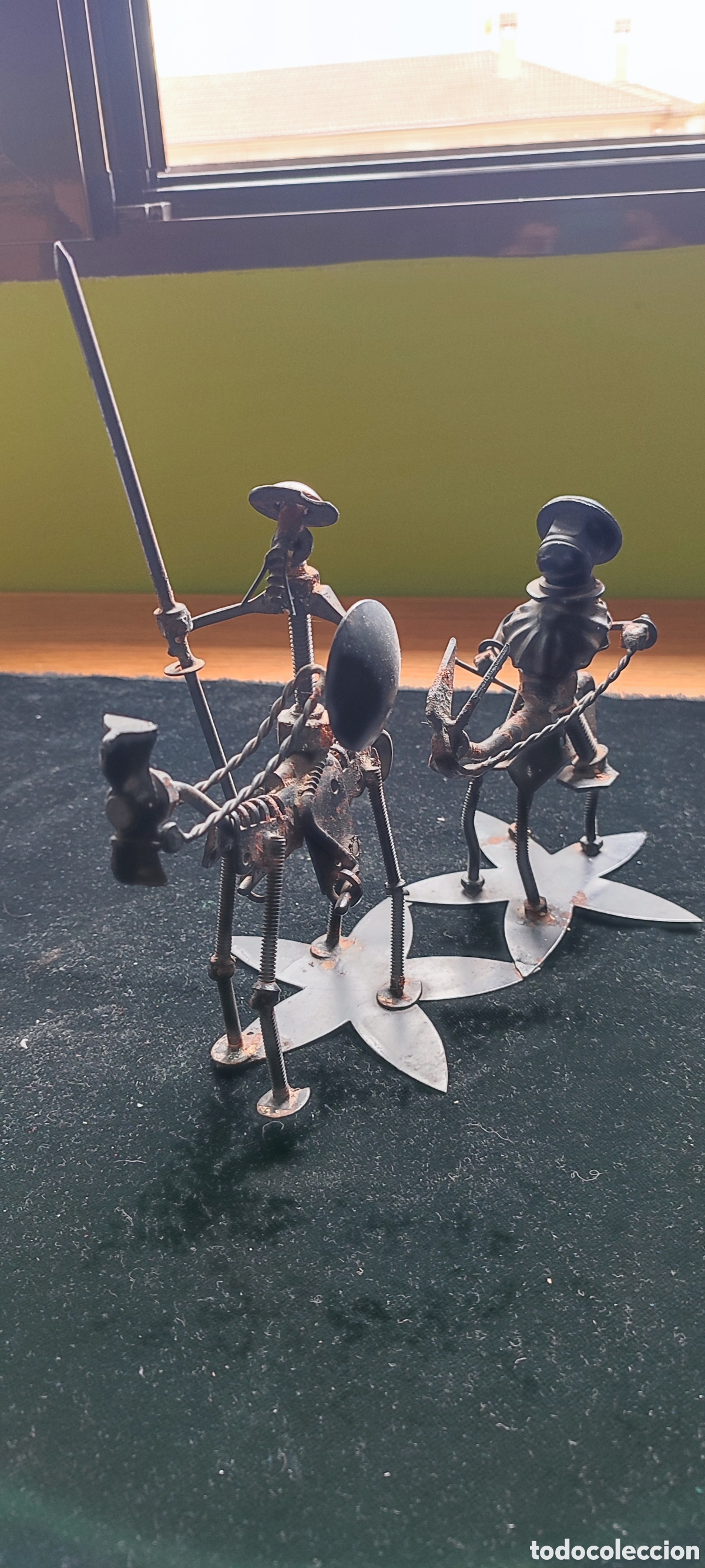 Antig&uuml;edades: Antiguas figuras de Don Quijote y Sancho realizadas en forja
