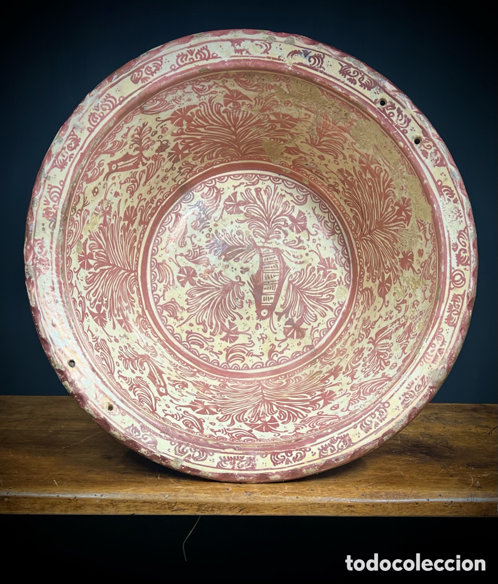 Antig&uuml;edades: Lebrillo de Manises, reflejo. S.XVIII