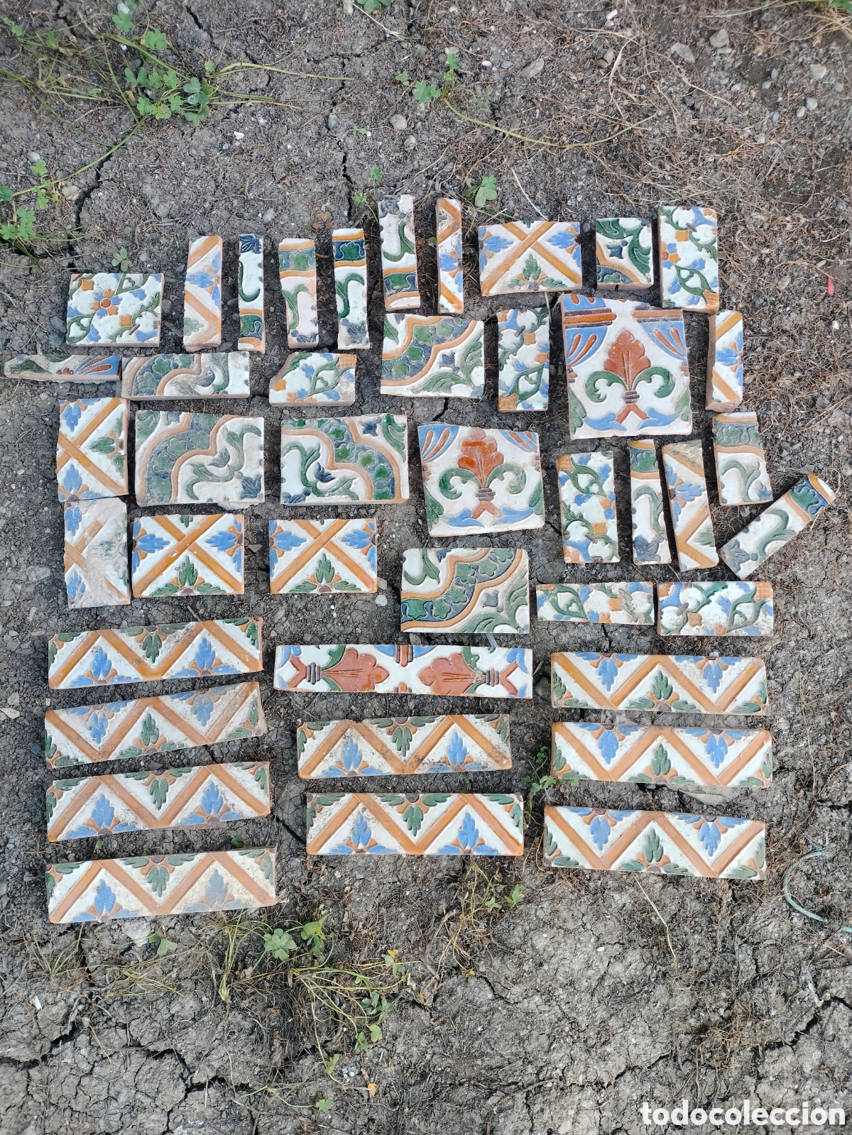 Antig&uuml;edades: Antiguo azulejos y cenefas para alicatar Sevilla Triana siglo XVIII