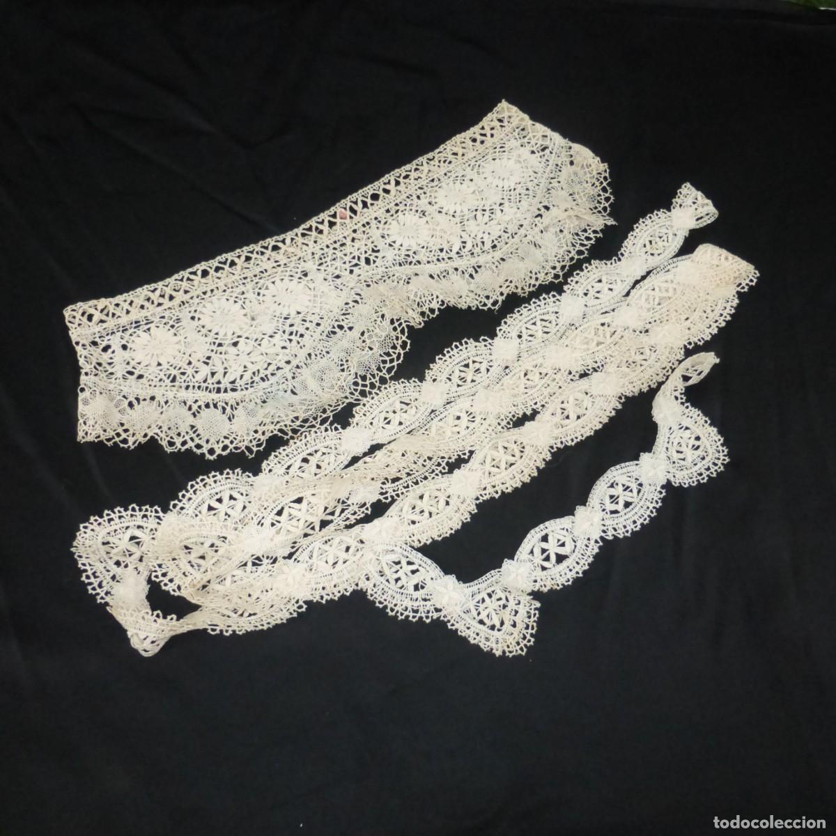Antig&uuml;edades: LOTE TRES PIEZAS DE ENCAJE DE BOLILLOS CUADRANTE PA&Ntilde;UELO MANTEL S. XX LOT ANTIQUE LACE