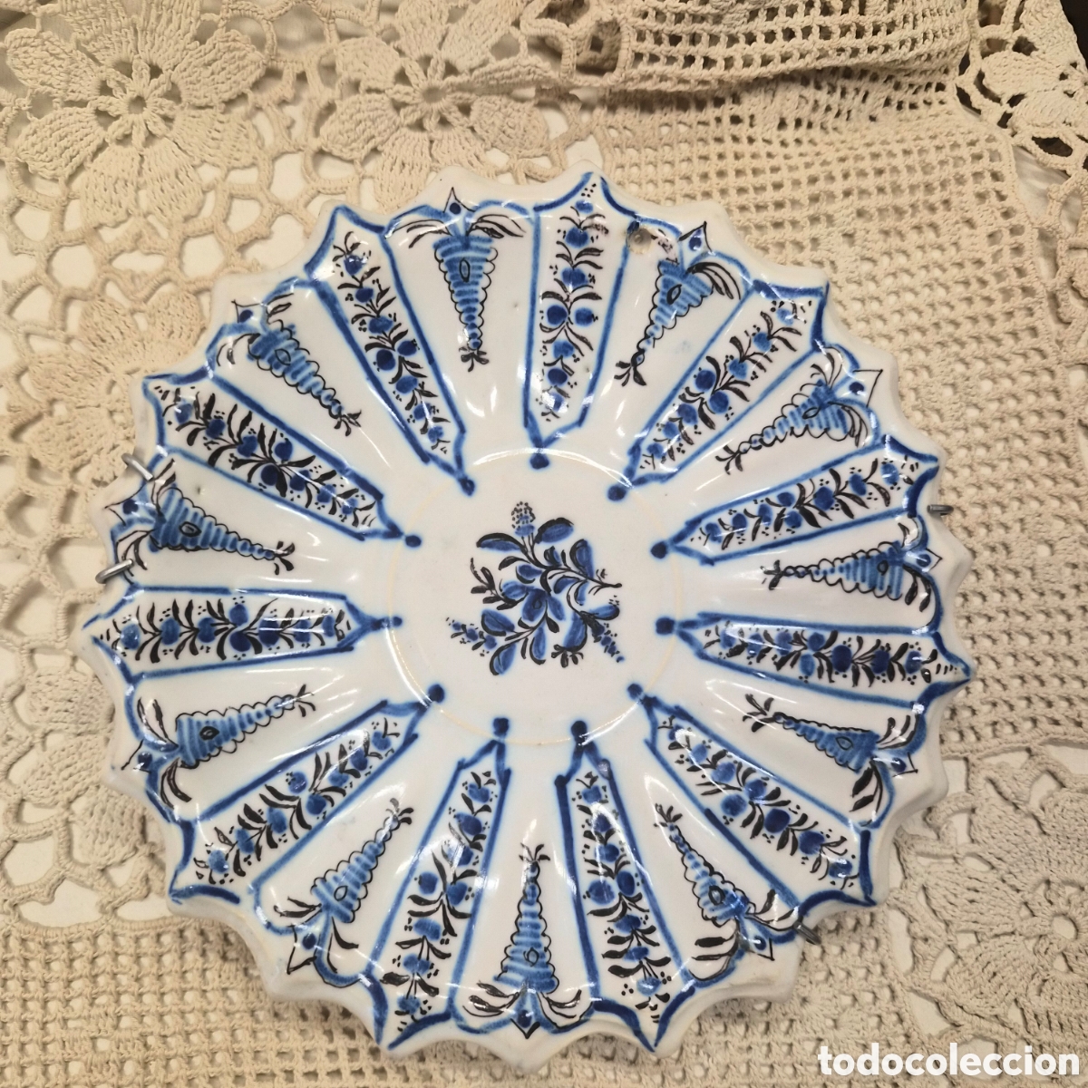 Antig&uuml;edades: Plato ceramica manises conventual