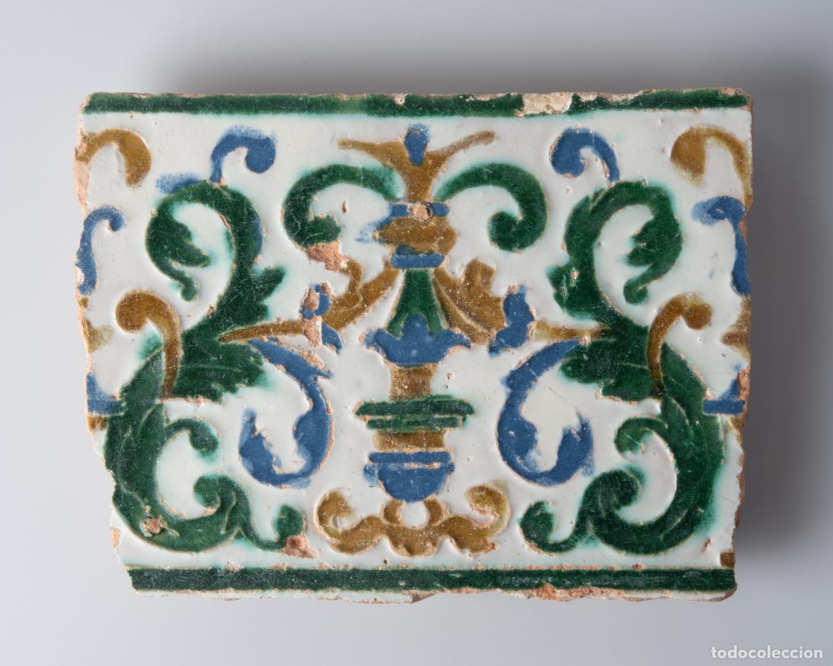 Antig&uuml;edades: Azulejo Toledo, Espa&ntilde;a - Siglo XVI - Arista/Cuenca