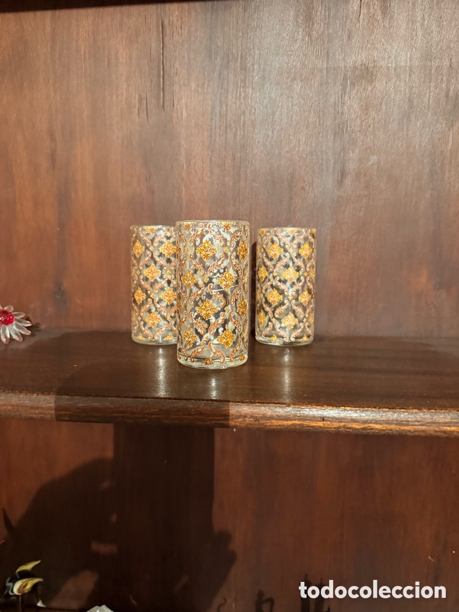 Antig&uuml;edades: Tres jarrones cristal y esmalte - Foto 2